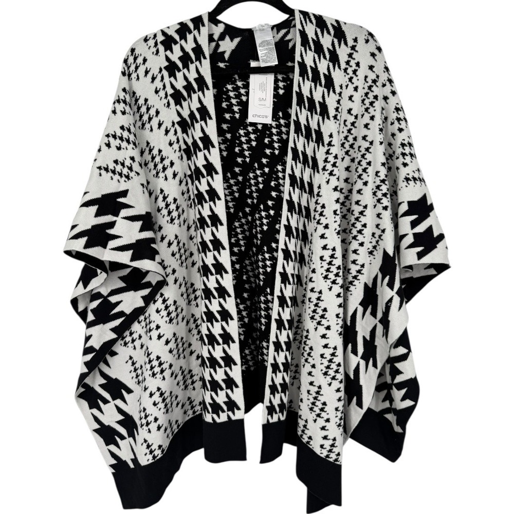 NWT Chicos Black White Houndstooth Knit Ruana Reversible Covering Poncho Sz‎ S/M